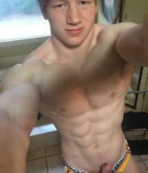 Selfie Boys 5b54cab55e876.jpg