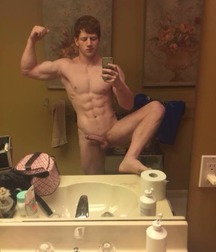 Selfie Boys 5b54cab649f14.jpg