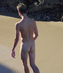 Naked Teen Boys 5b63b9228cfa2.jpg