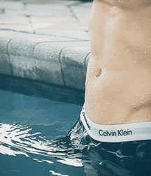 Just Freakin Sexy 5b63b9d5ae629.gif