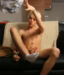 Naked Teen Boys 5b6671aeecfb1.jpg