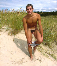 Naked Outdoors 5b667293b4cc4.jpg