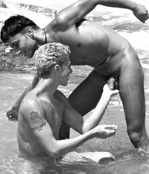 B&W and Vintage 5b66743774d17.jpg