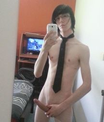 Boys N Selfies 5b678bc09f18e.jpg