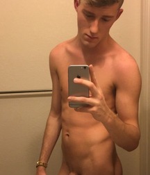 Boys N Selfies 5b678bee17e9a.jpg