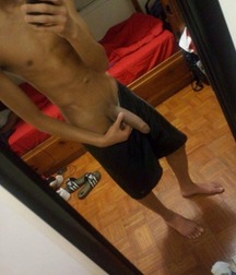 Boys N Selfies 5b678c0344772.jpg