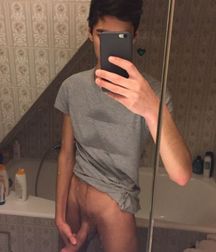Boys N Selfies 5b678c0537acb.jpg