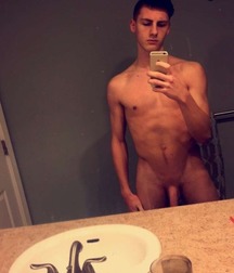 Boys N Selfies 5b678c063216d.jpg