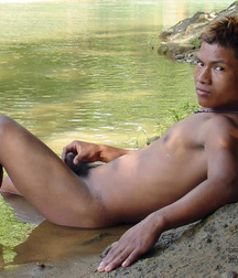 Nude Boys Outside 5b6f41cb53dd1.jpg