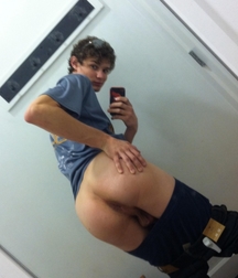 Boy's  Selfies 5b73765ba6bc6.jpg