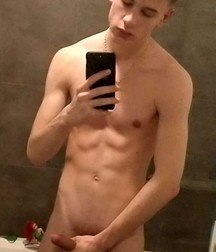 Boy's  Selfies 5b737669235a3.jpg