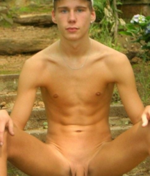 Nudist, Boys & Groups 5b7c95dca1bd7.png