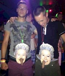 The Weird Stuff I Find 5b7f68d34acca.jpg