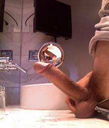 Boys and Selfies will Never End! 5b8885f1a029e.jpg