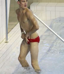 Swimmers - Hot! 5b8b557da7c9d.jpg
