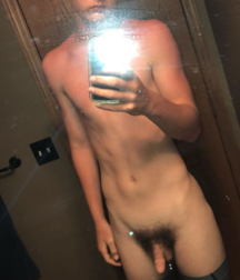 Guys Love Selfie 5ba810849b6b6.png