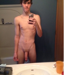 Guys Love Selfie 5ba810aa4d770.jpg