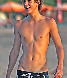 Sexy Swimmers 5bc3f225e8ecd.jpg