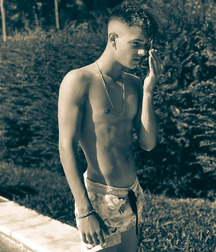 Sexy Swimmers 5bc3f23c5f3e2.jpg