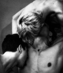 Romance & Couples 5bc3f8fd278ae.jpg