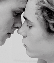 Romance & Couples 5bc3f96fa2fbe.gif