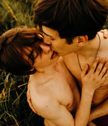 Romance & Couples 5bc3f983ad5f3.jpg