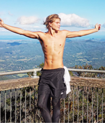 Just Hot, Sexy Cute Boys 5bc3fa482bcb7.png