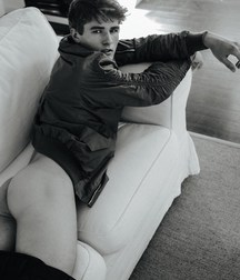 Hunks & Studs 5bc5477a65fff.jpg