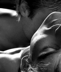 Nude Poses 5bc54813b5adc.jpg