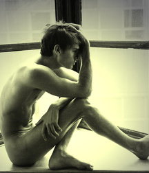 Nude Poses 5bc548164f01a.jpg