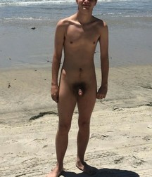 Guys Luv Nudism in Public 5bd51af87f21b.jpg