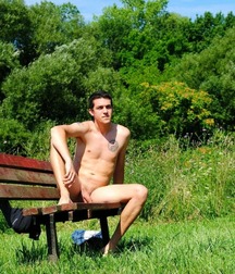 Guys Luv Nudism in Public 5bd51afbdddcf.jpg