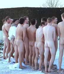 Guys Luv Nudism in Public 5bd51b17b6e82.jpg