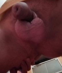 Naked Uncut Boys 5bd633ea5f0a8.png
