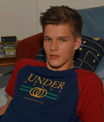 Hotties! 5bd7bab27819e.jpg