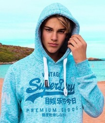 Hotties 5bd8c3a0b3aa5.jpg