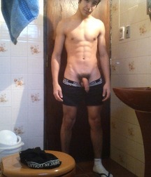 Naked Teen Boys 5bd9014e3441d.jpg