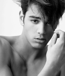 Hotties 5bda269647a5f.jpg