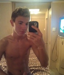 Naked Teen Boys 5bde43a36e0e0.jpg