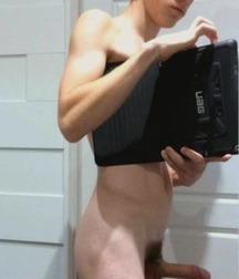 Naked Teen Boys 5be8de0de01ea.jpg