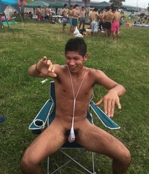 Frat Boys Party! 5bea1f434b387.jpg