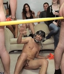 Frat Boys Party! 5bea1f67dd2c3.jpg