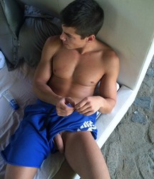 Naked Teen Boys 5beb92d0a299c.jpg