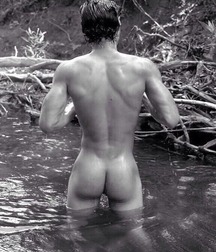 Outdoor Nudity 5bf1ae214bb63.jpg