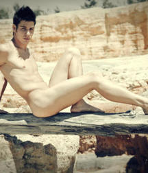 Naked outside 5bf4858146c2a.jpg
