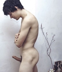 Naked Teen Boys 5c04036f08921.jpg