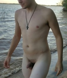 Nudist Guys Outdoors 5c0404a04ebbb.jpg