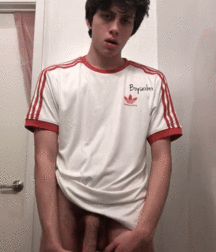 Naked Teen Boys 5c047bb36649b.gif