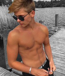 Just Cute Boys 5c0b35f77d8e6.jpg