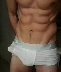 Jase's Hot Blog 5c0d955b79c36.jpg